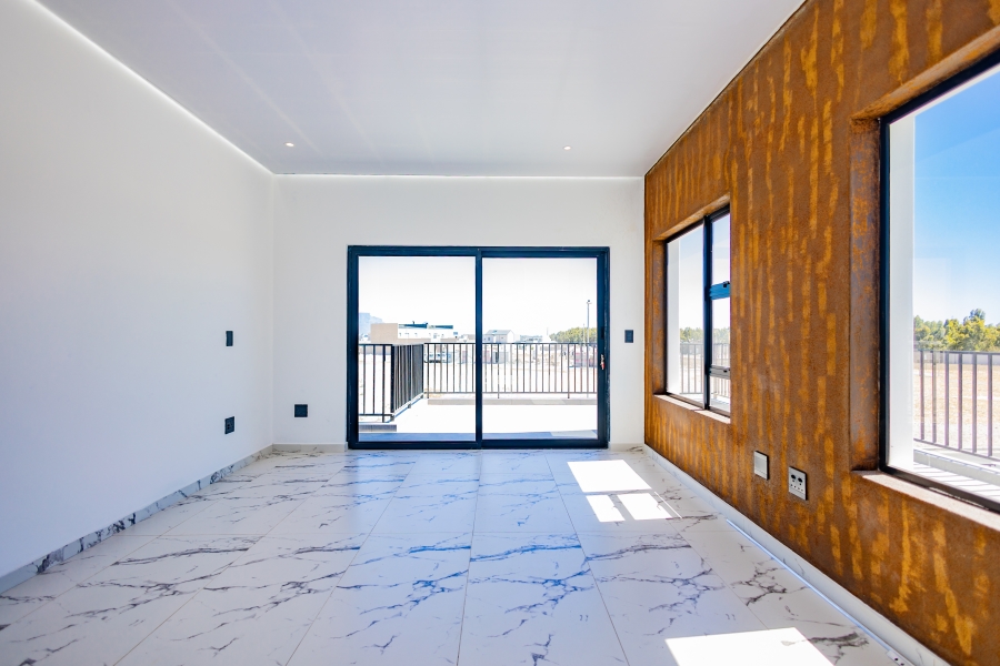 4 Bedroom Property for Sale in Sandown Western Cape